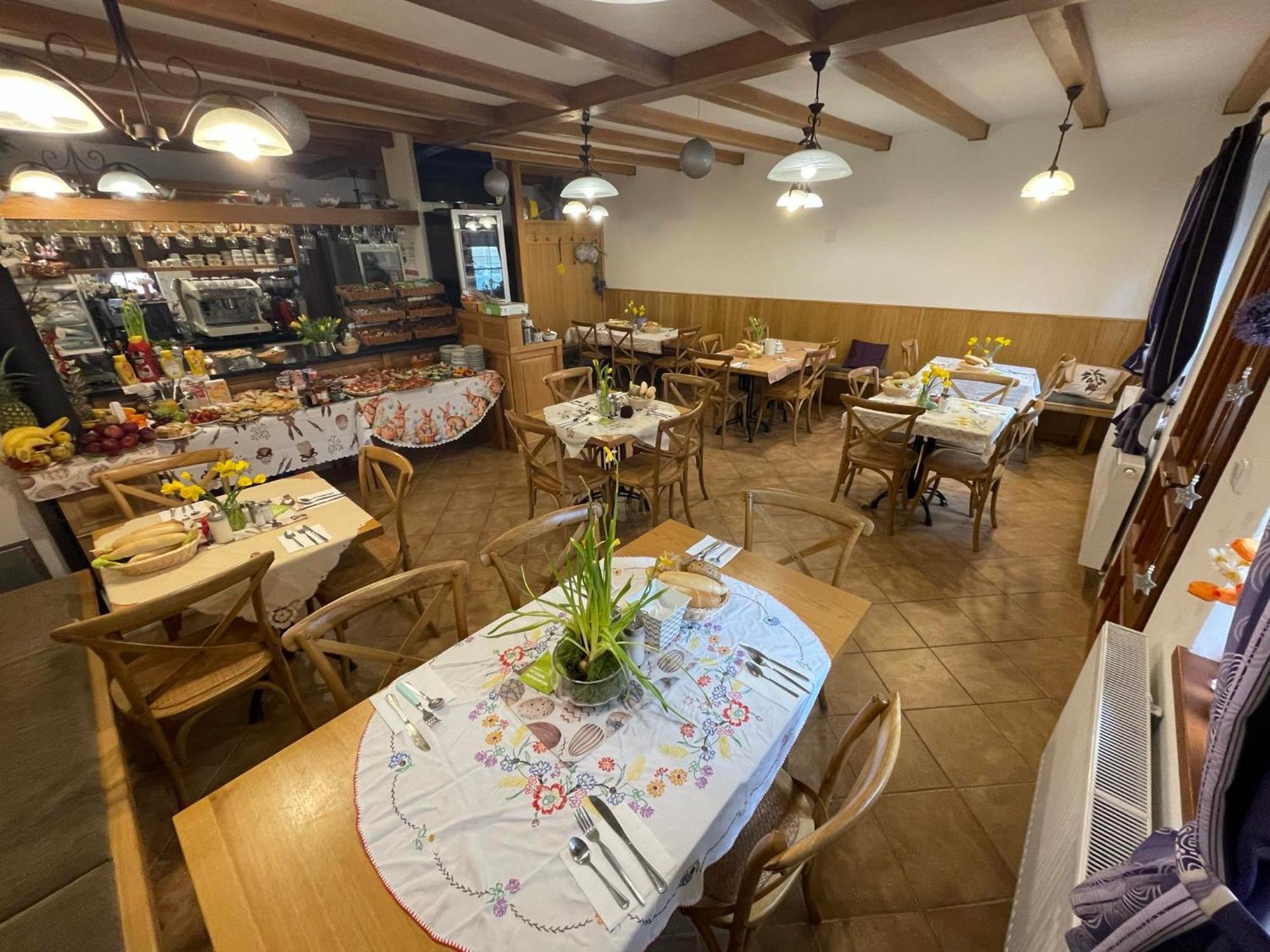 Alva Pension 2 Mikulov Exteriér fotografie